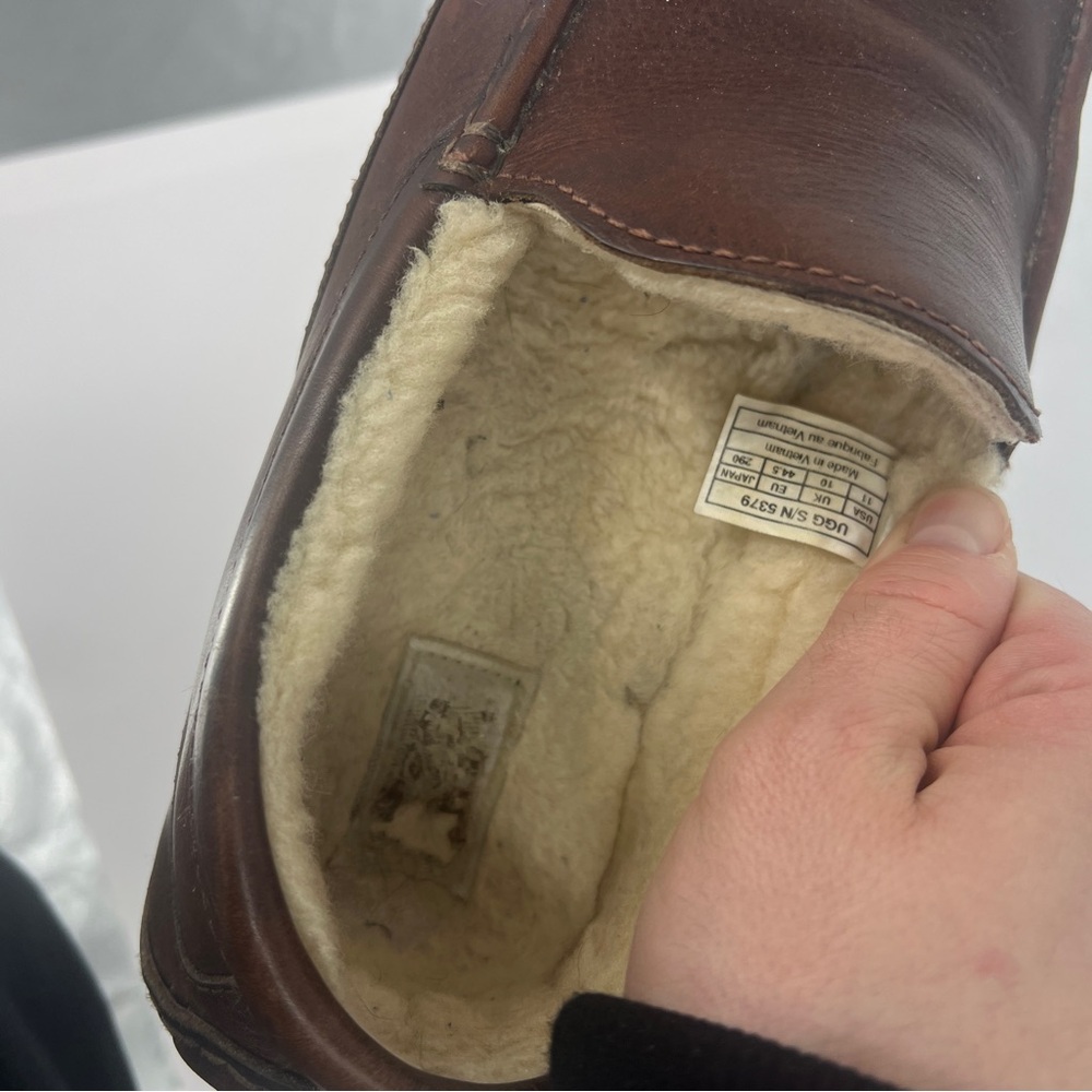UGG Men's Ascot Dark Brown Leather Slip-Ons Loafers - Picture 8 of 11